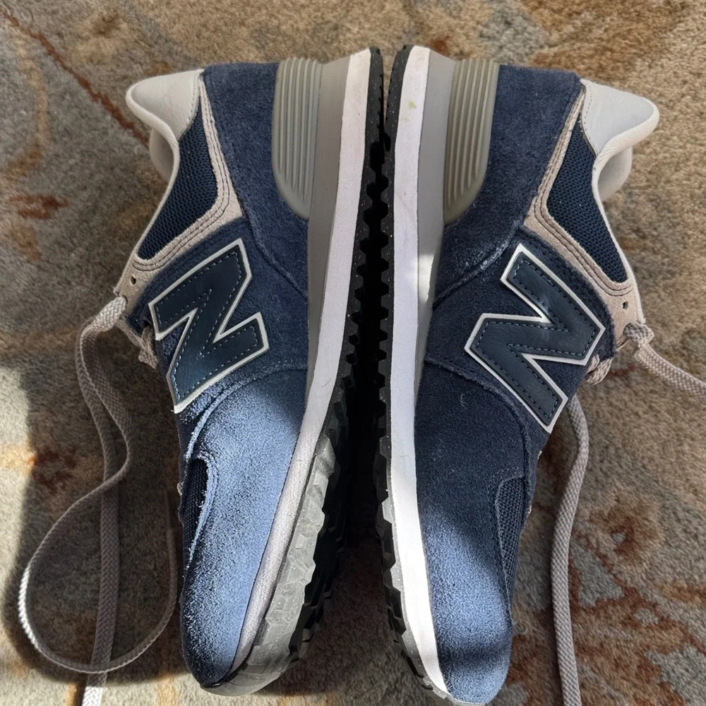 New Balance Unisex Navy and White Retro classic 574 Sneakers - Picture 5 of 16
